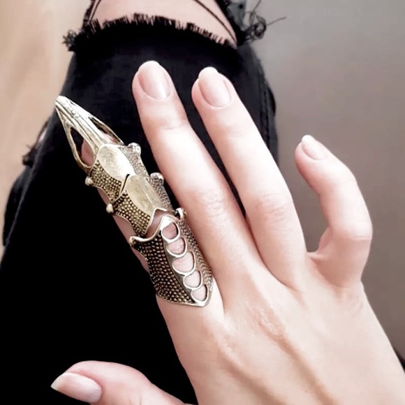 Urban Outfitters Jewelry - Talon Cosplay Gothic/Edgy Halloween Silver Ring Nail/Hand Accessory Jewelry